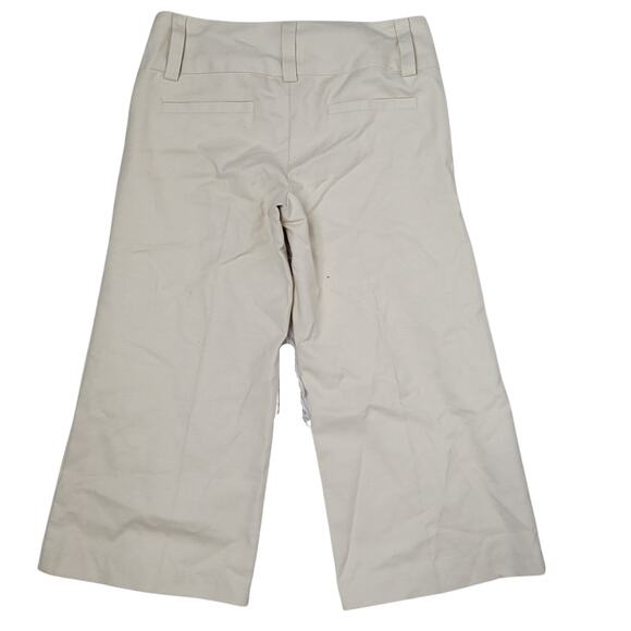 Tan Chino Shorts Size Medium - Picture 1 of 4